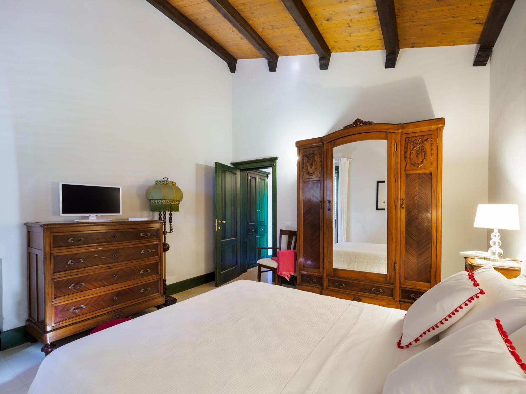 Gira Sole Villa ฟอนตาเน บีอานเก ภายนอก รูปภาพ